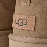 UGG Women's Classic Ultra MINI Fashion Boot