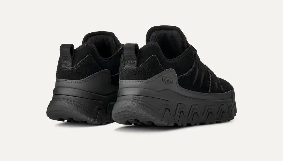 UGG Men's CAPTRAIL Low Sneaker – Identity Board Shop