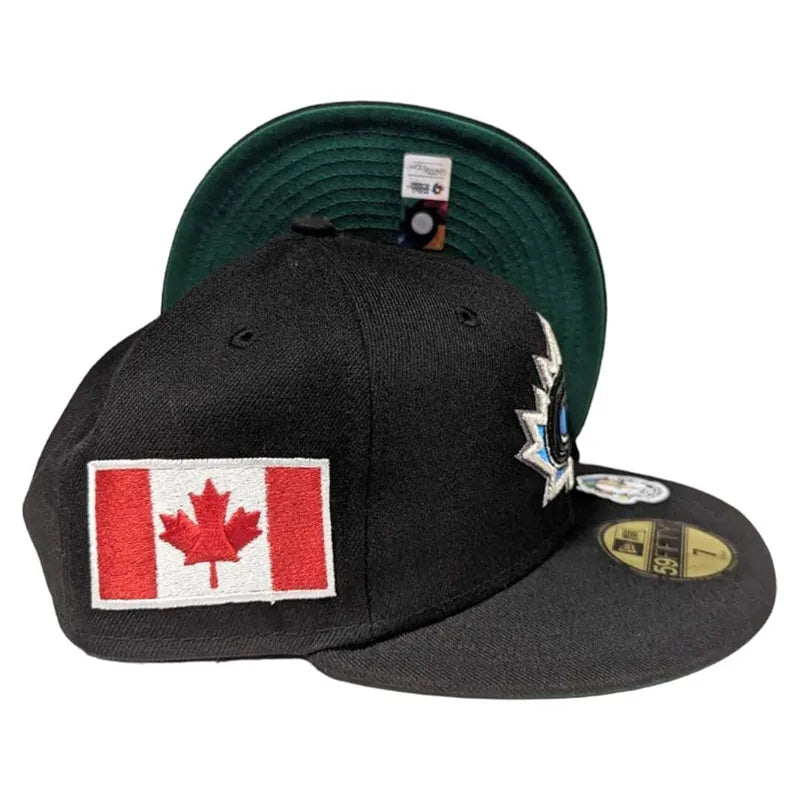 NEW ERA Canada WBC Black Leon in the Lab Canada Flag Patch Green