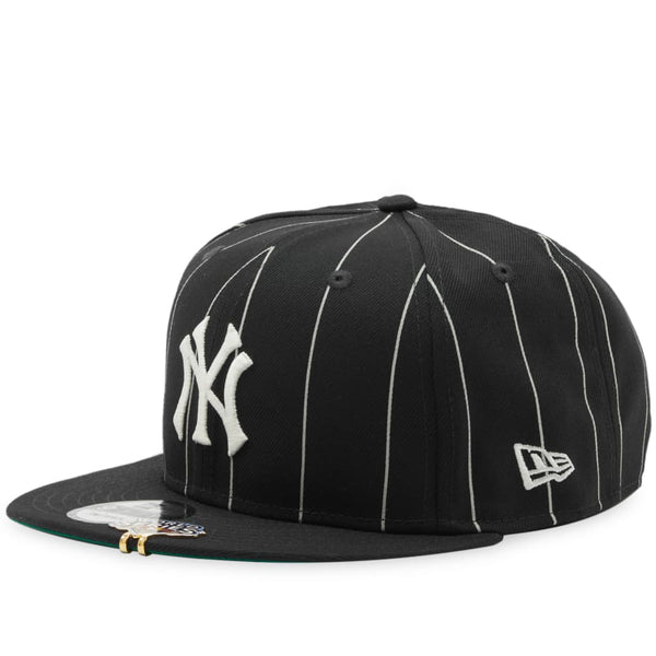 NEW ERA 950 NEW YORK YANKEES PINSTRIPE SNAPBACK (60417923) – Identity Board  Shop