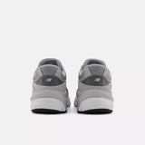 New Balance Men's FuelCell 990 V6